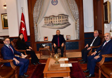 Trabzon Valimiz Sayın Tahir ŞAHİN’i makamında ziyaret ettik.